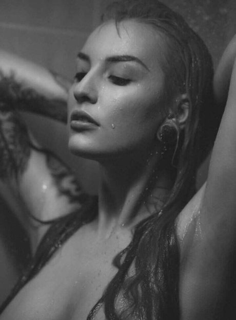 Glam Suicide nude onlyfans