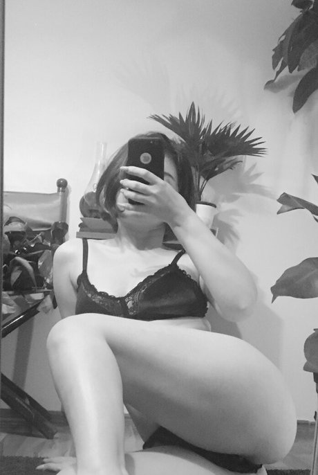 Sadtsarina ass onlyfans