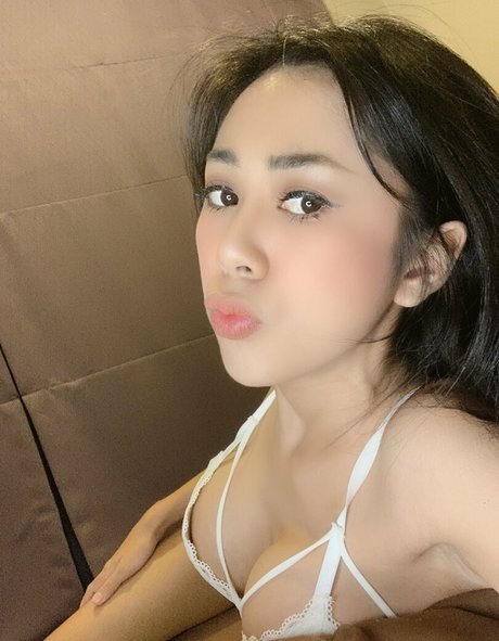 PrettyLiu onlyfans pic
