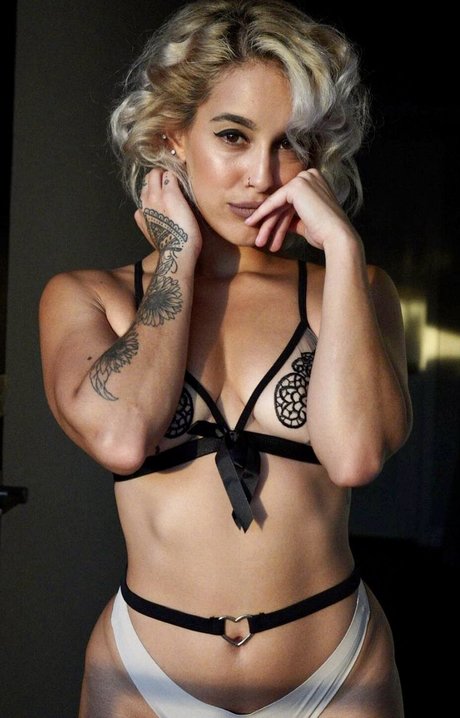 Suzycakes xxx onlyfans