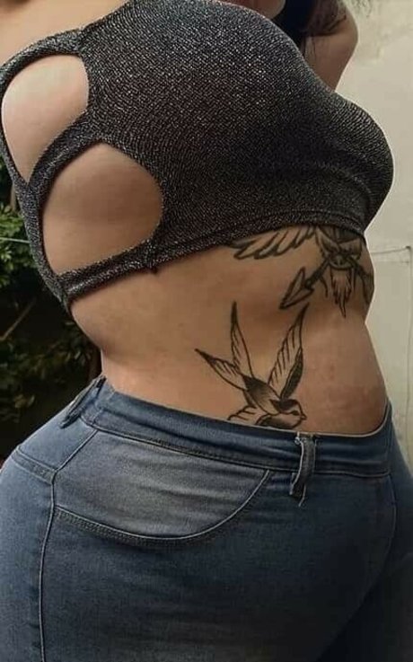 Black Honey onlyfans leaked tits