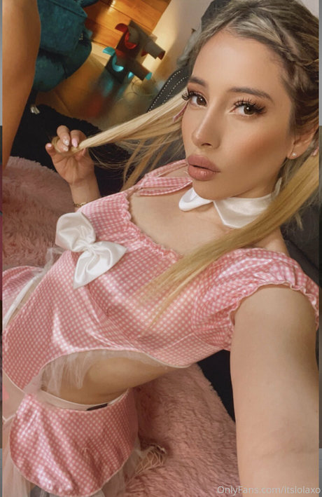 chubby latina onlyfans sexy naked view