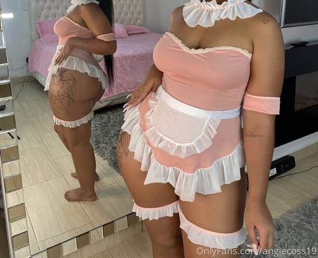 Angie Acosta onlyfans leaked
