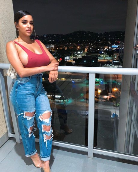 Vanessa Ann Wrigley onlyfans leak sex