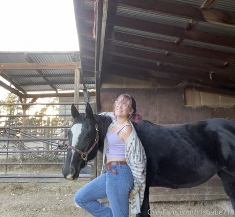 irisbabe719_ onlyfans creator