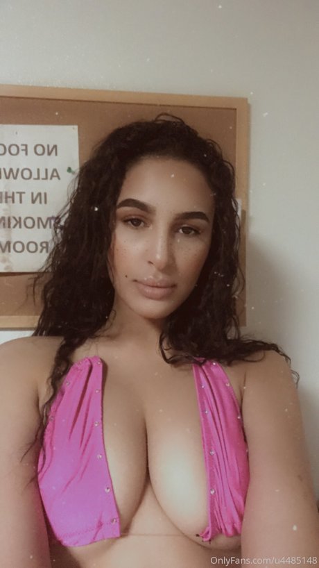 amira babe719 onlyfans model photos