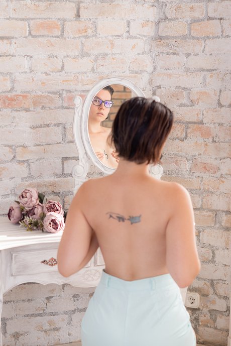 Lotti N onlyfans nude pics