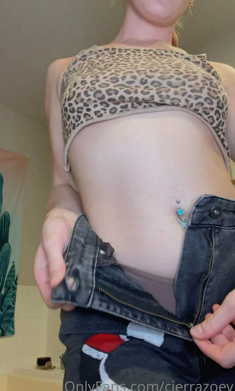 cierrazoey onlyfans sextape