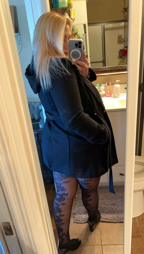 gymratcat onlyfans strip tease