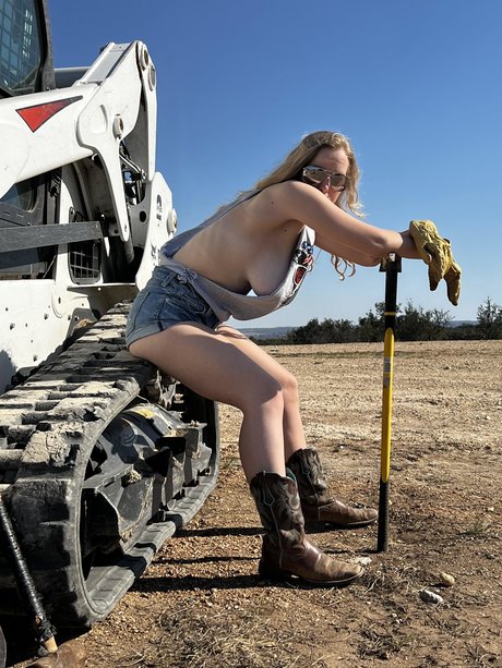 Charlotte grace onlyfans content leaked