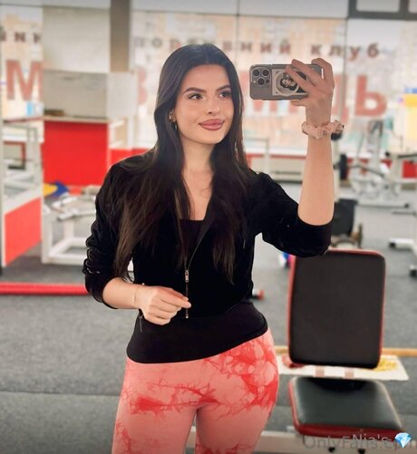 tall redhead onlyfans pretty shots