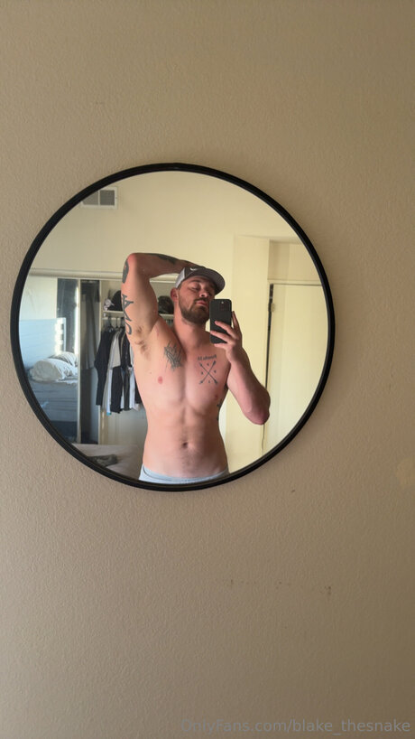 Blake Thesnake only fans nudes