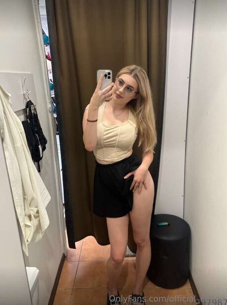 Official Karina free onlyfans