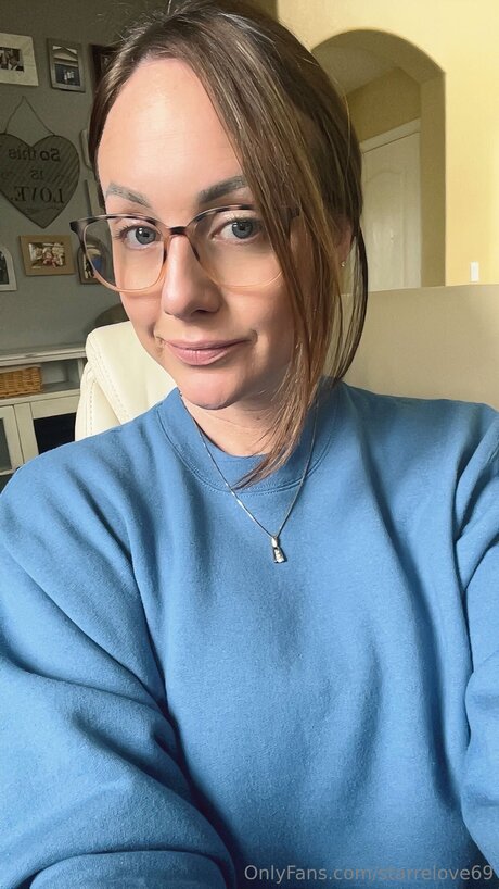 Starrelove69 onlyfans leak ass