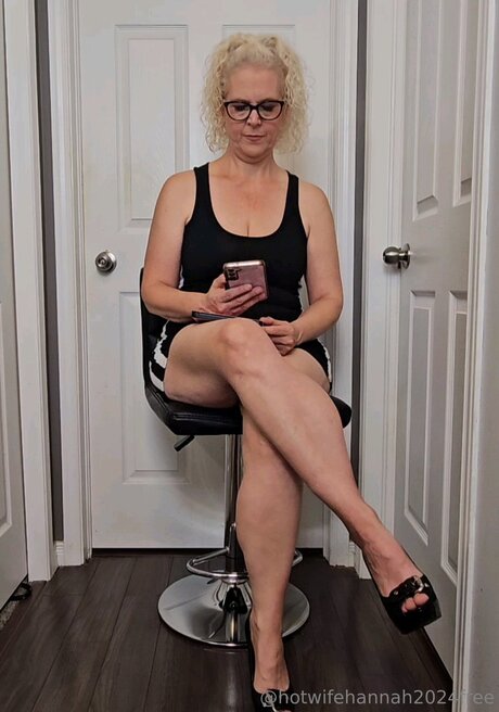 Hotwifehannah2024free onlyfans free content