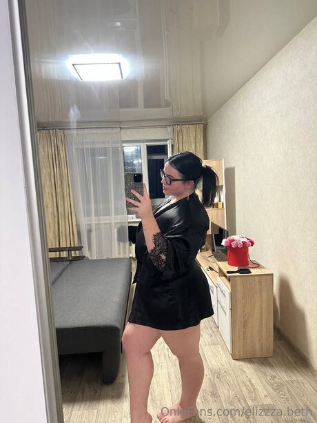 Elizzza Beth nude leaks onlyfans