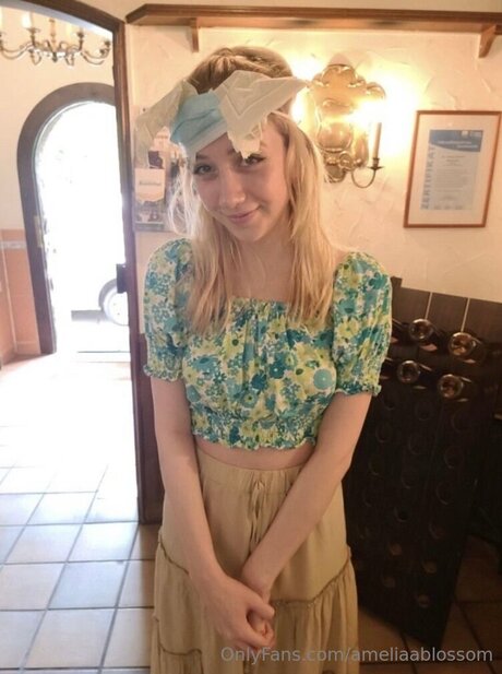 Ameliaablossom on onlyfans