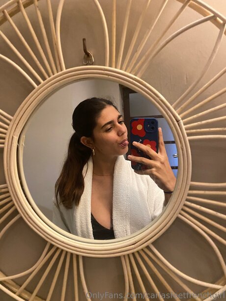 Carlasfeetfrenchgirl onlyfans leak new