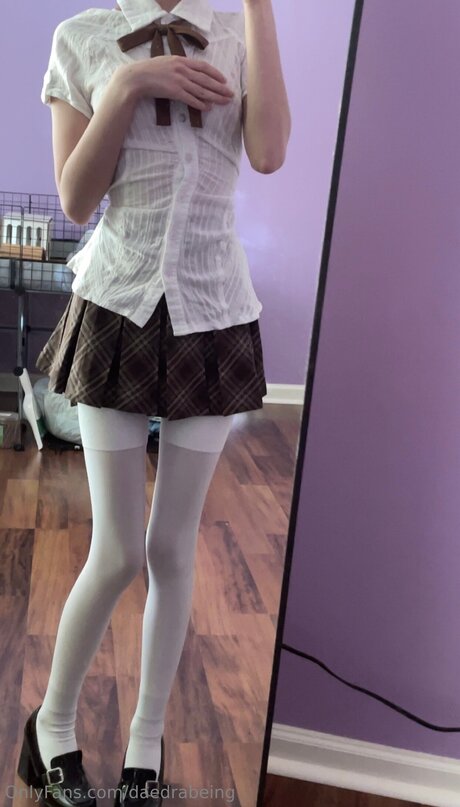 Daedrabeing free onlyfans