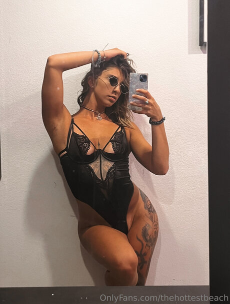 Thehottestbeach onlyfans content