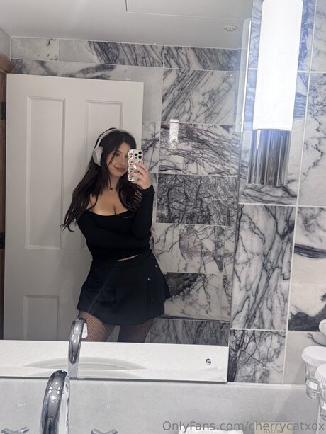 Cherrycatxox onlyfans leak