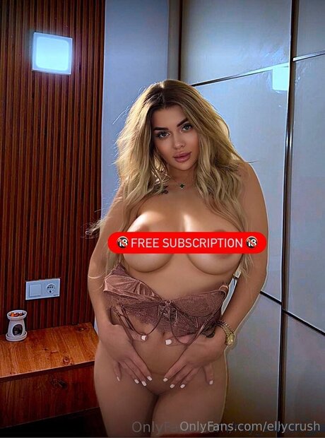 Ellycrush onlyfans nude leaked