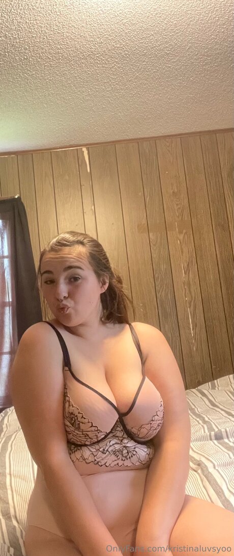 Kristinaluvsyoo new leaked onlyfans