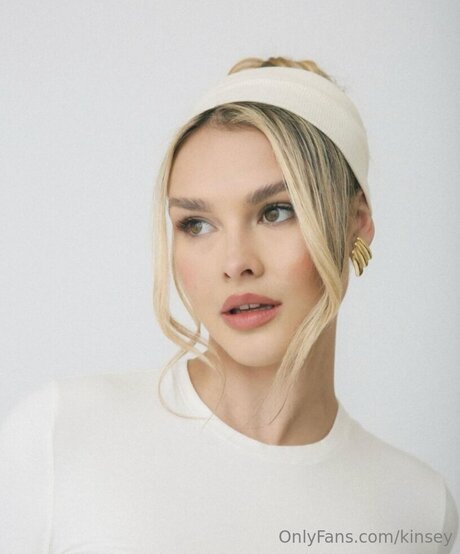 Officialkins onlyfans fotos