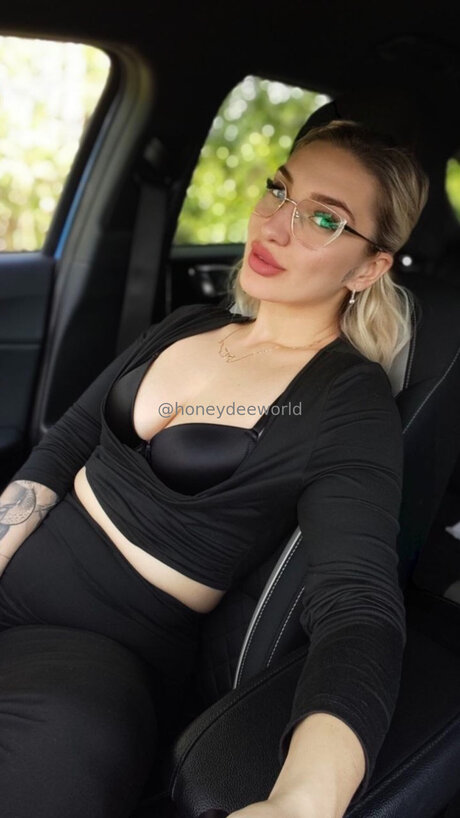 Honeydeeworld onlyfans porn