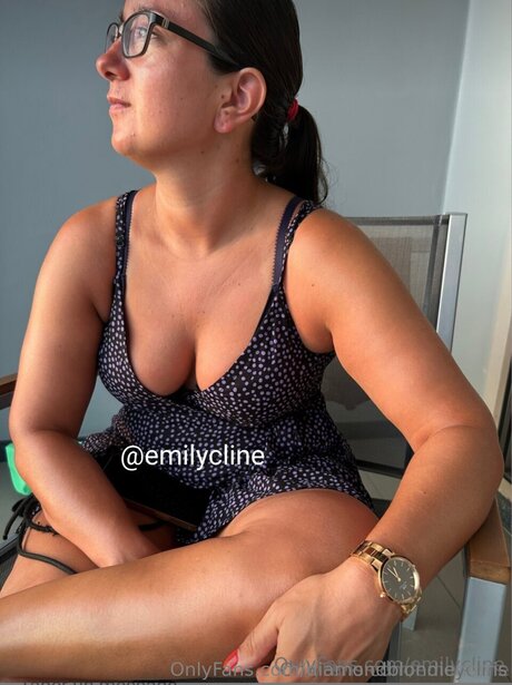 Diamondblondienorris onlyfans topless