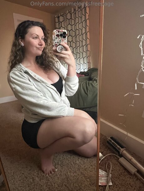 Melodysfreepage onlyfans de
