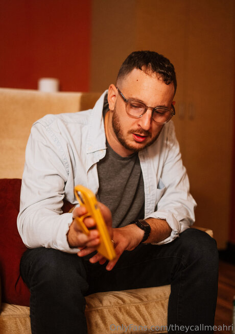 Theycallmeahri onlyfans desnuda