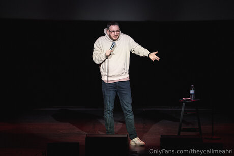 Theycallmeahri onlyfans xx