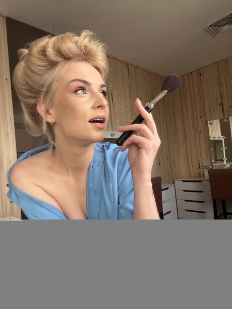 Dream Olivia Blair free only fans