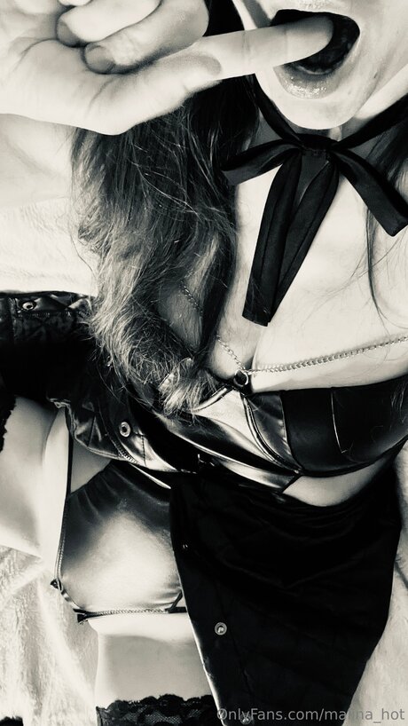 Malina Hot nudes onlyfans leak