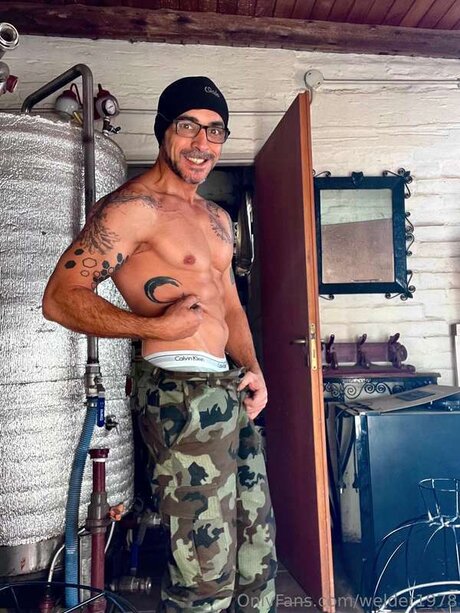 Welder1978 nude on onlyfans