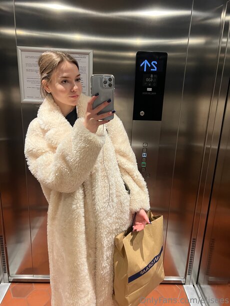 Elisees onlyfans leaka