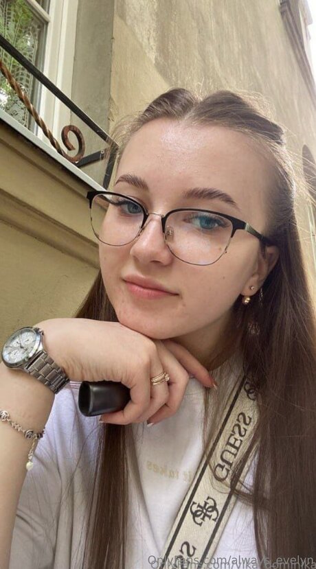 Always Evelyn onlyfans creator