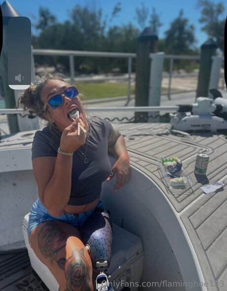 Flaminghoe123 onlyfans ass