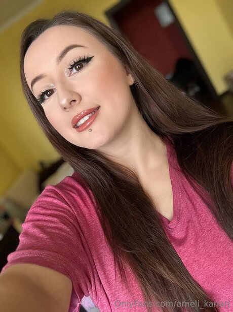 Ameli Kanari naked onlyfans