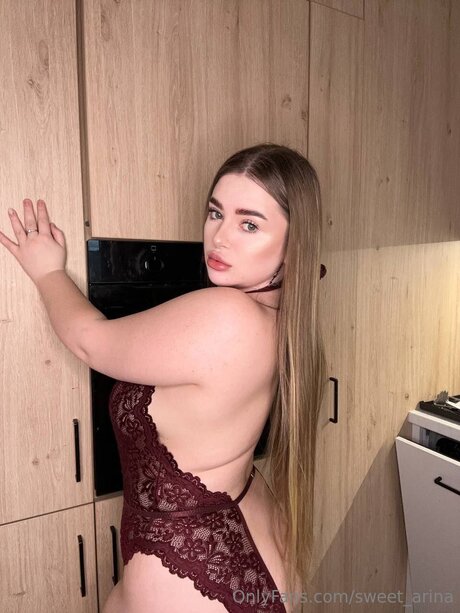 Arina Hot onlyfans leak