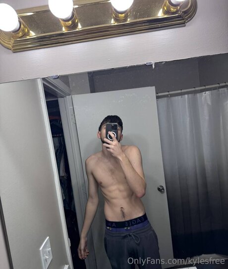 Kylesfree onlyfans content