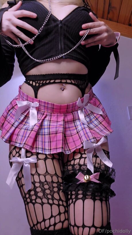Pochidolly ass onlyfans
