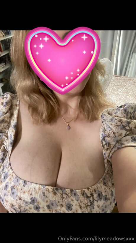 Lilymeadowsxxx onlyfans xxx