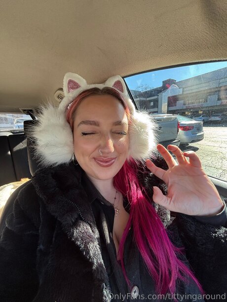 Tittyingaround onlyfans free porn