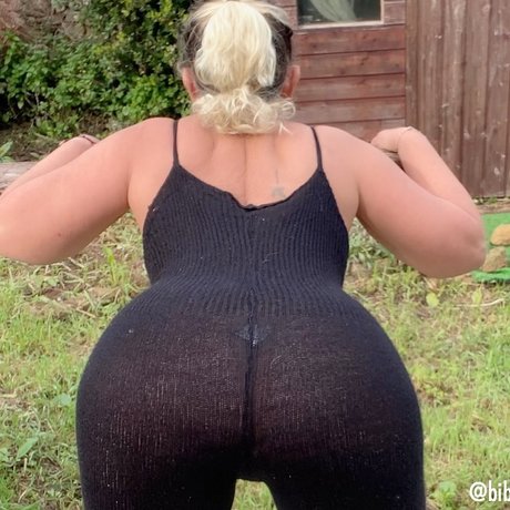 Sandra Maria Brook boobs onlyfans