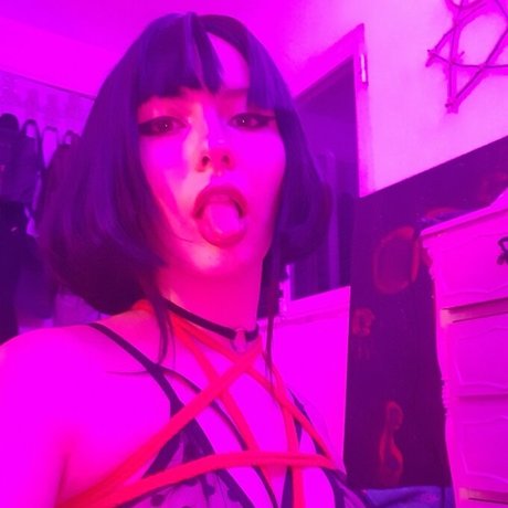 chibi onlyfans topless