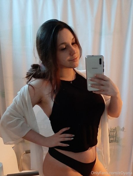 Junie Dyana onlyfans leaked xxx