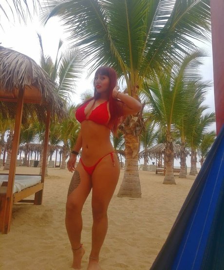 Adabella feet onlyfans