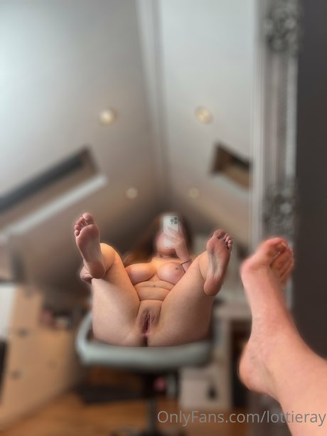 Lottie Ray naked only fans